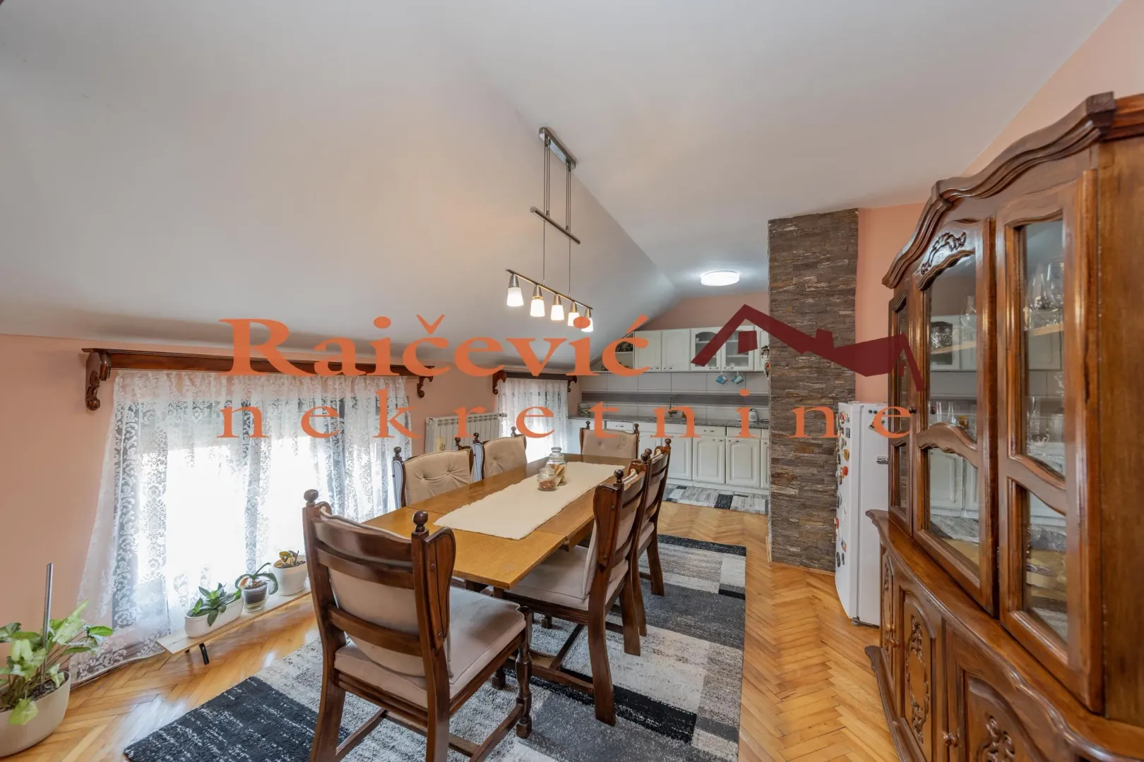 Prodaja, kuća, 484m², Pančevo, Srbija