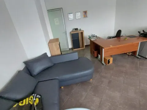 Rent, office space, 400m², Klisa, Novi Sad Sve Podlokacije - image 4