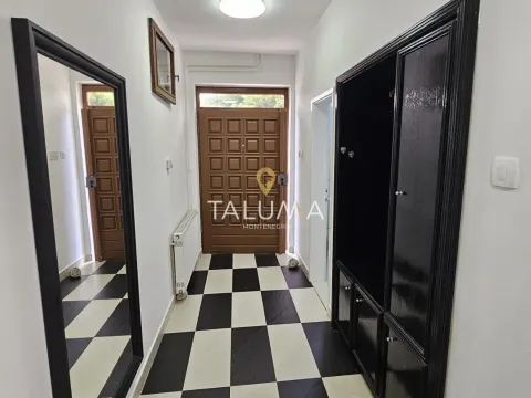 Izdavanje, kuća, 250m², Zagorič, Podgorica - image 19