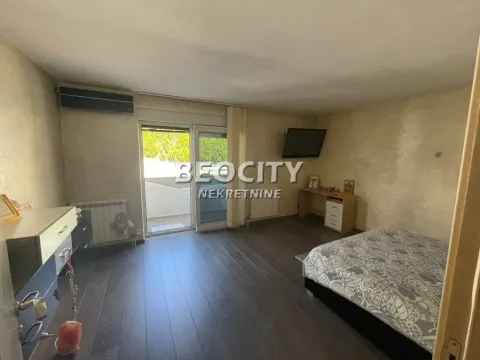 Izdavanje, kuća, 570m², Stari Košutnjak, Rakovica - image 17