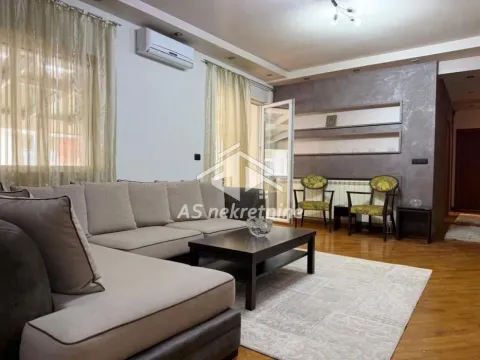 Izdavanje, stan, 170m², Savski Venac, Beograd - image 2