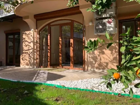 Rent, three bedroom apartment, 110m², Podgorica, Crna Gora - image 7