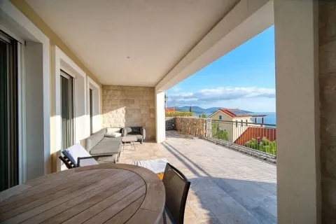 Prodaja, trosoban stan, 80m², Tivat, Crna Gora - image 3