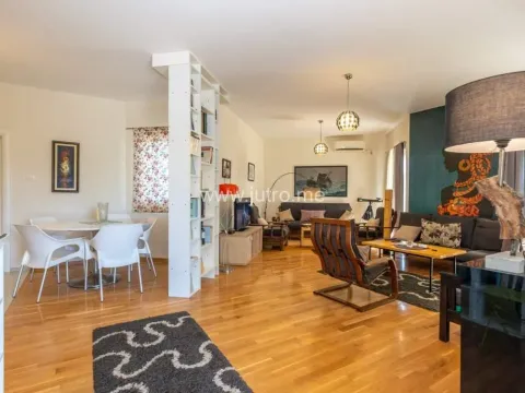 Izdavanje, kuća, 200m², Gorica, Danilovgrad - image 31