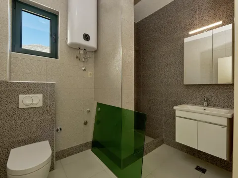 Sale, two bedroom apartment, 63m², Bečići, Budva - image 16