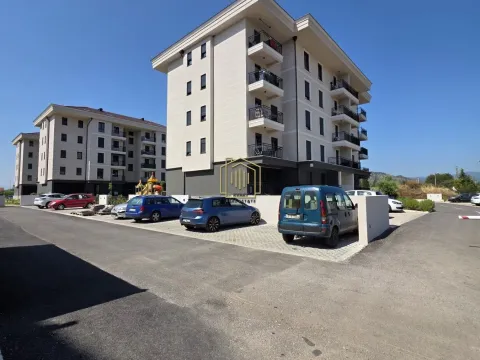 Stan in Tološi