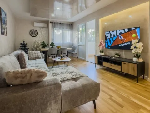 Prodaja, dvosoban stan, 63m², Seljanovo, Tivat - image 4