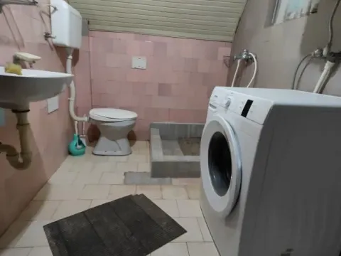 Prodaja, kuća, 192m², Đurđevo brdo, Jagodina - image 18