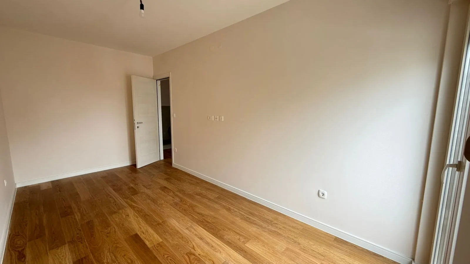 Prodaja, jednosoban stan, 40m², Central Point, Podgorica