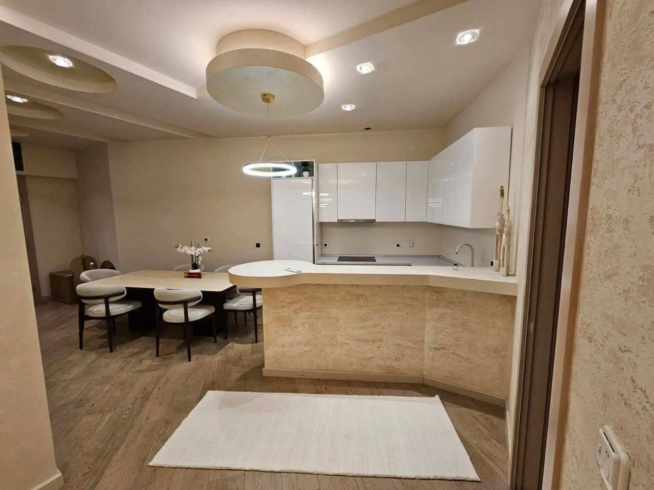 Rent, two bedroom apartment, 117m², Centar, Budva