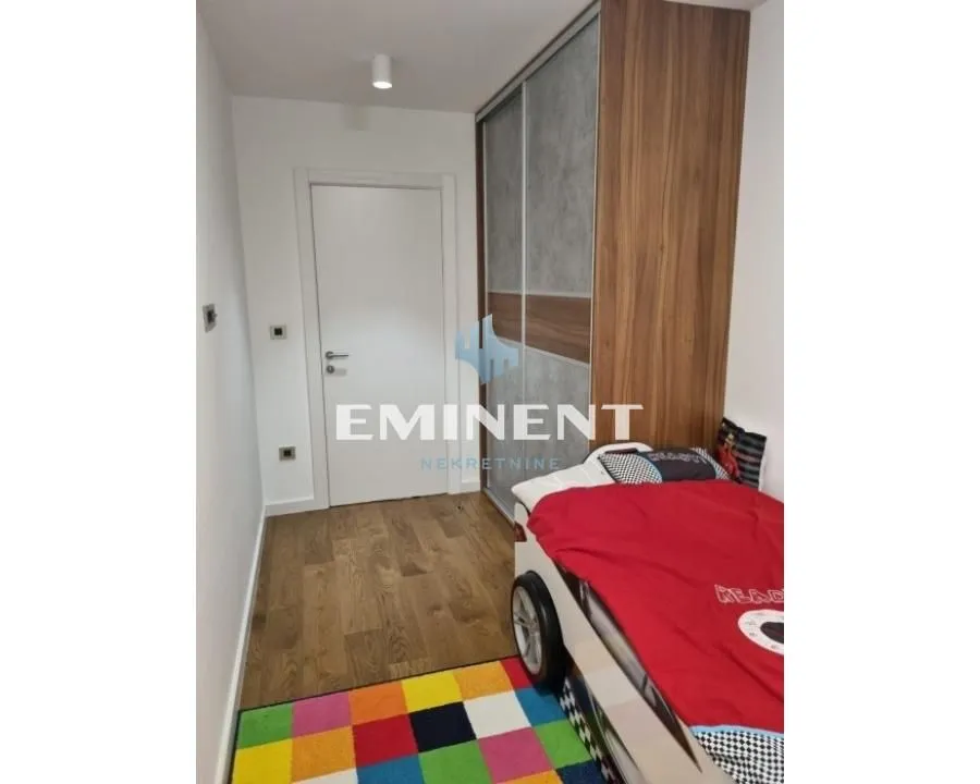 Rent, three bedroom apartment, 68m², Novi Beograd Blok 67, Novi Beograd Sve Podlokacije
