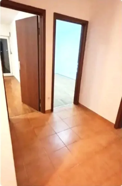 Prodaja, jednosoban stan, 45m², Stari Aerodrom, Podgorica