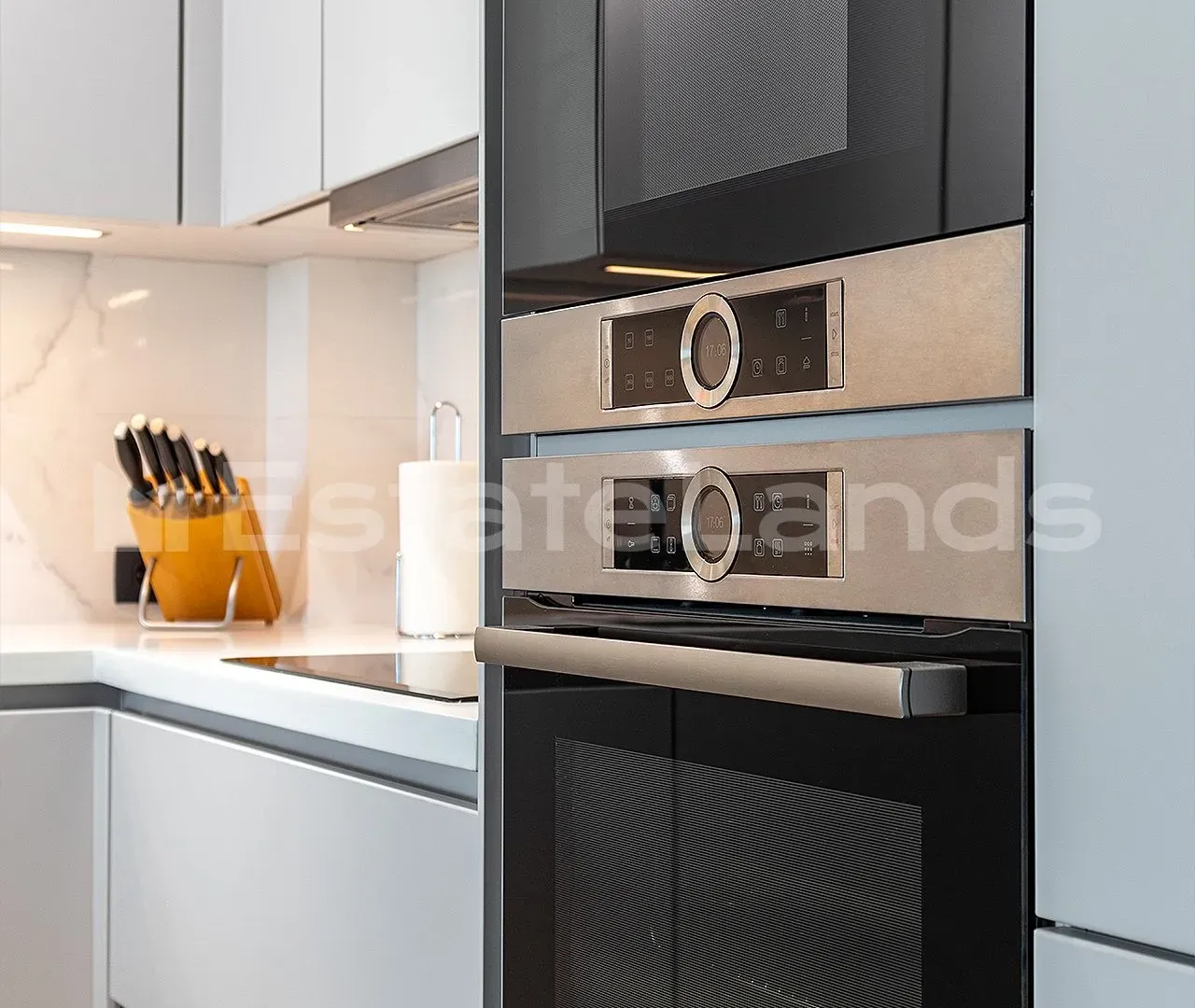 Sale, two bedroom apartment, 81m², Bečići, Budva