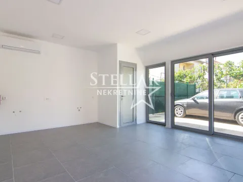 Rent, office space, 30m², Masline, Podgorica