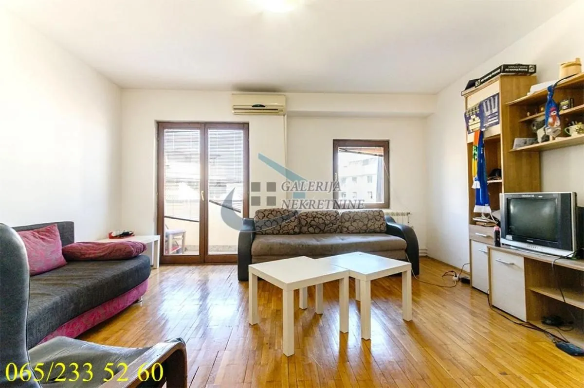 Prodaja, trosoban stan, 86m², Vukov Spomenik, Zvezdara Sve Podlokacije