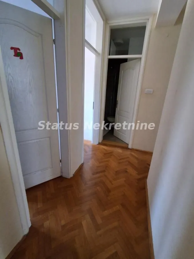 Prodaja, četvorosoban stan, 85m², Grbavica, Novi Sad Sve Podlokacije