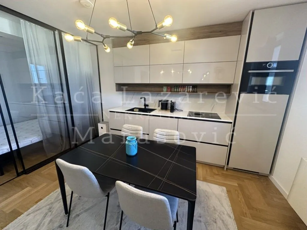 Rent, one bedroom apartment, 47m², Stari Grad, Beograd