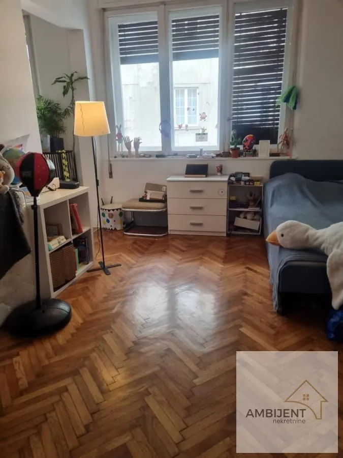 Sale, three bedroom apartment, 66m², Obilićev Venac, Beograd