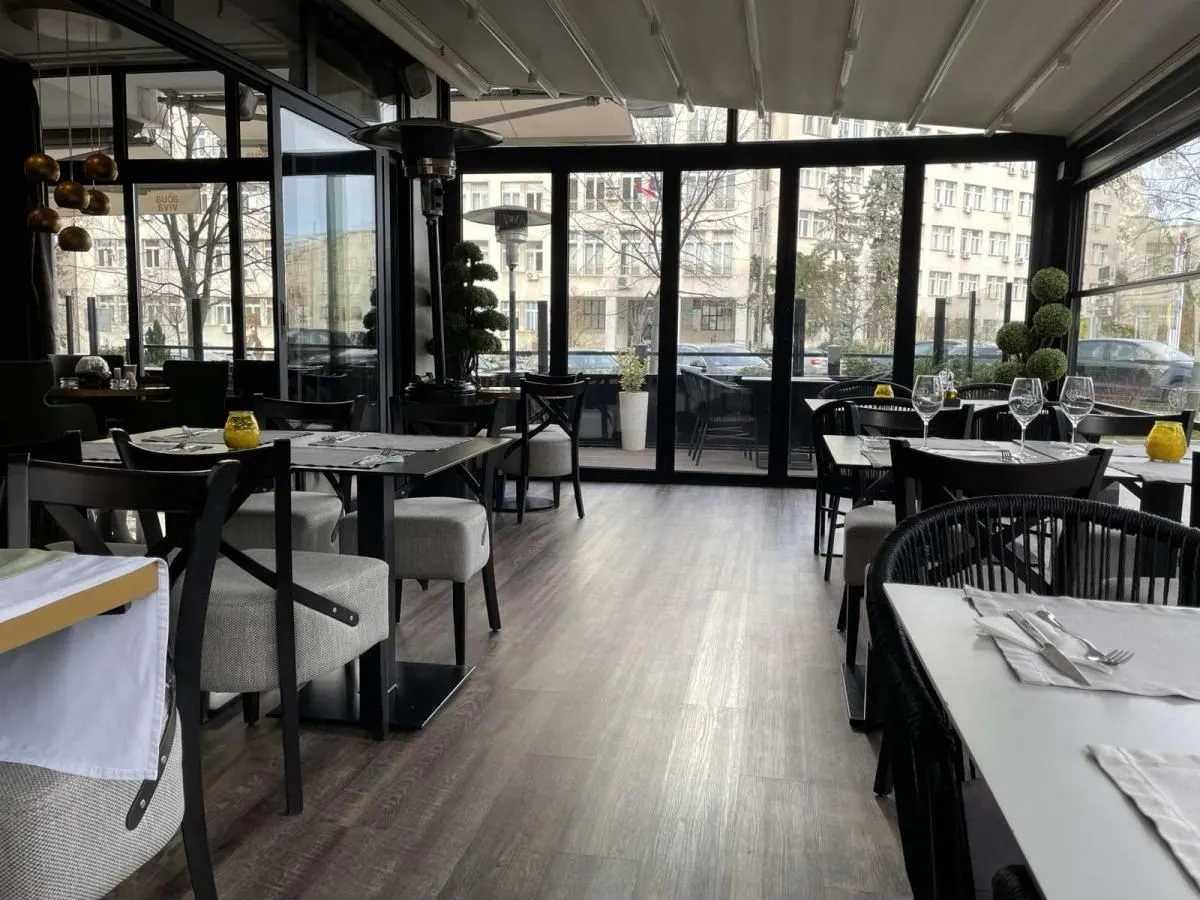 Rent, office space, 100m², Centar, Novi Sad
