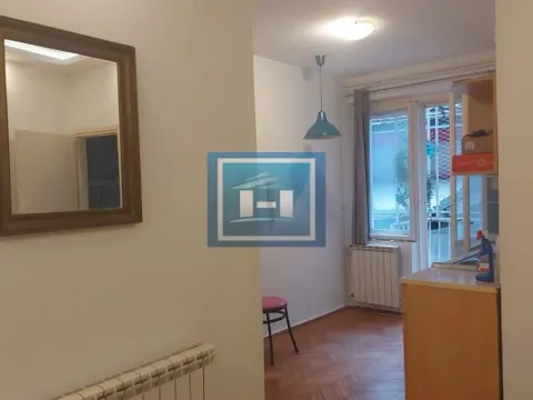 Stan in Topličin venac