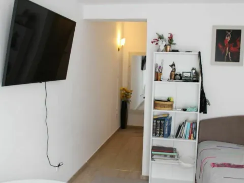 Sale, studio apartment, 26m², Budva, Crna Gora - image 7