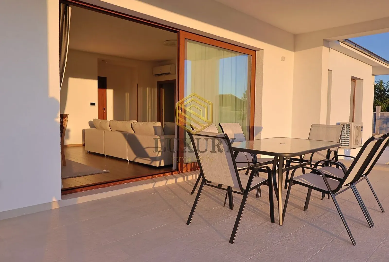 Rent, house, 150m², Zeta, Podgorica