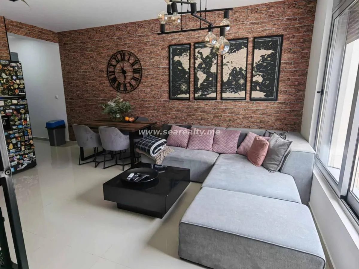 Prodaja, jednosoban stan, 52m², Kotor, Crna Gora