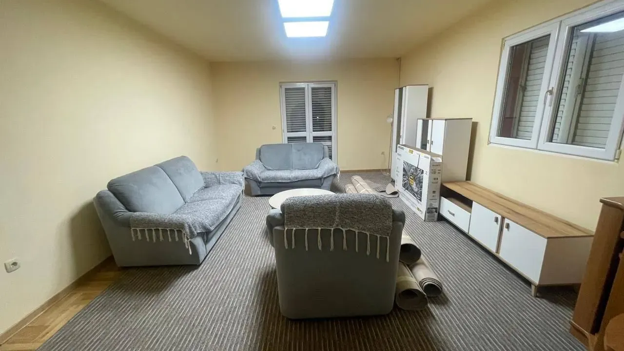 Rent, three bedroom apartment, 100m², Tološi, Podgorica