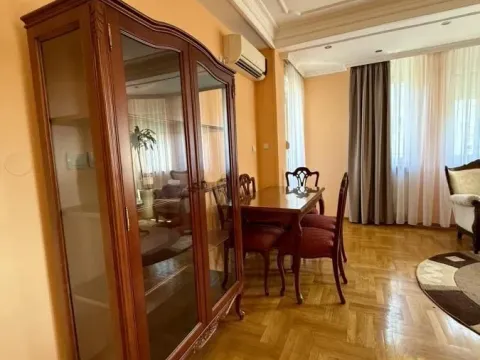 Izdavanje, četvorosoban stan, 75m², Bulbulder, Zvezdara Sve Podlokacije - image 2