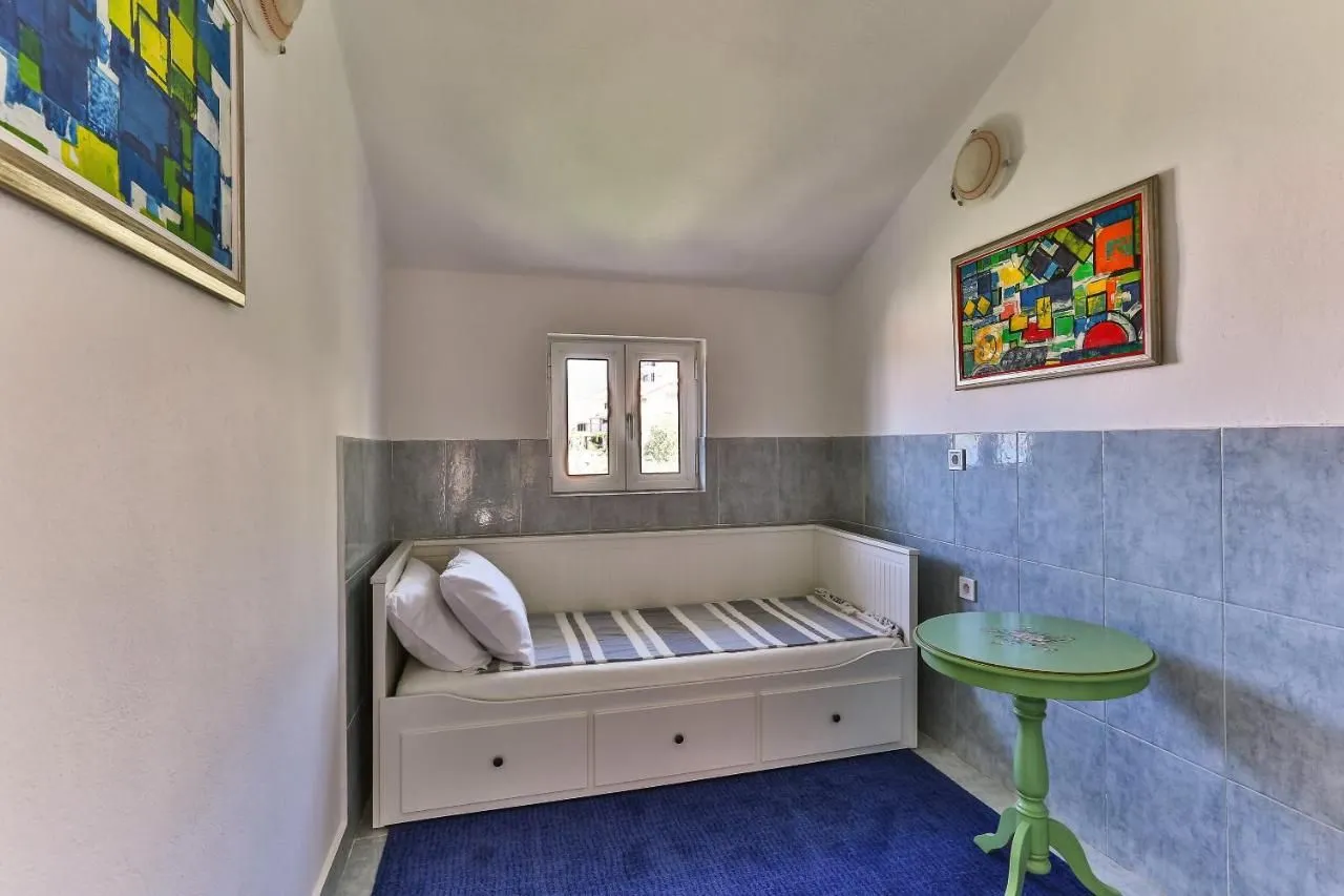 Prodaja, stan, 76m², Budva, Crna Gora