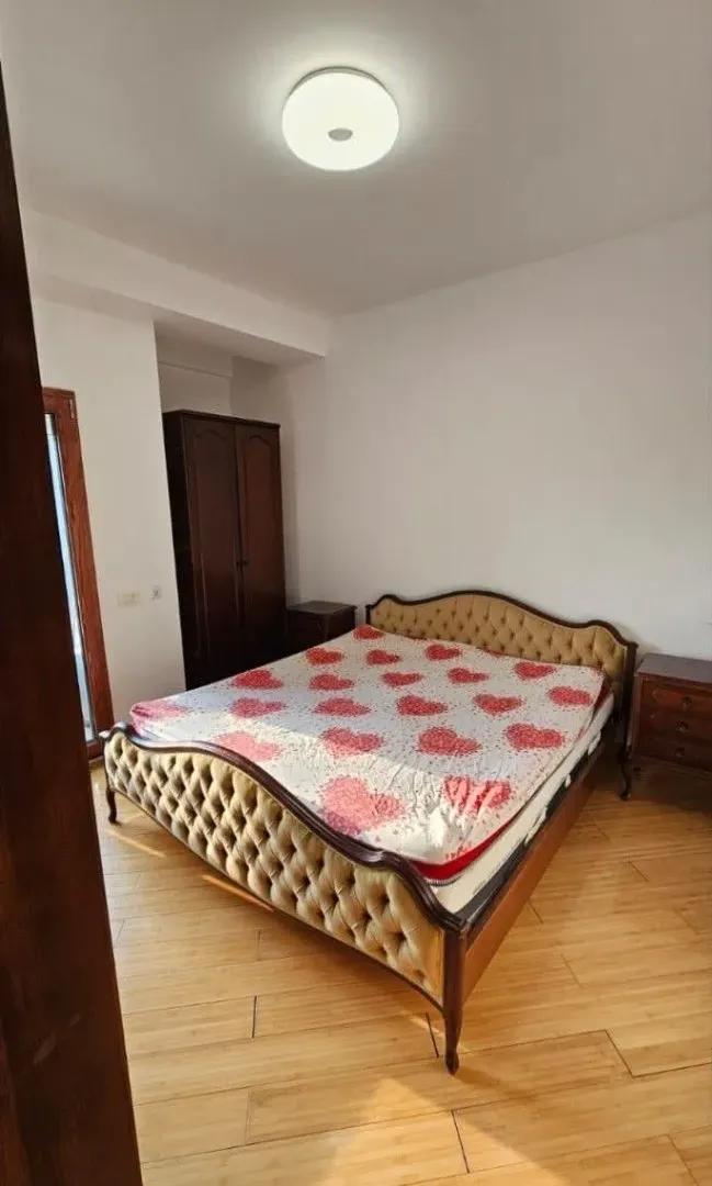 Izdavanje, dvosoban stan, 64m², Stari Aerodrom, Podgorica
