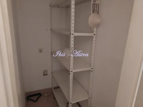 Prodaja, četvorosoban stan, 111m², Stari Grad, Beograd - image 8