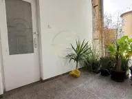 Izdavanje, četvorosoban stan, 123m², Centar, Novi Sad - image 23