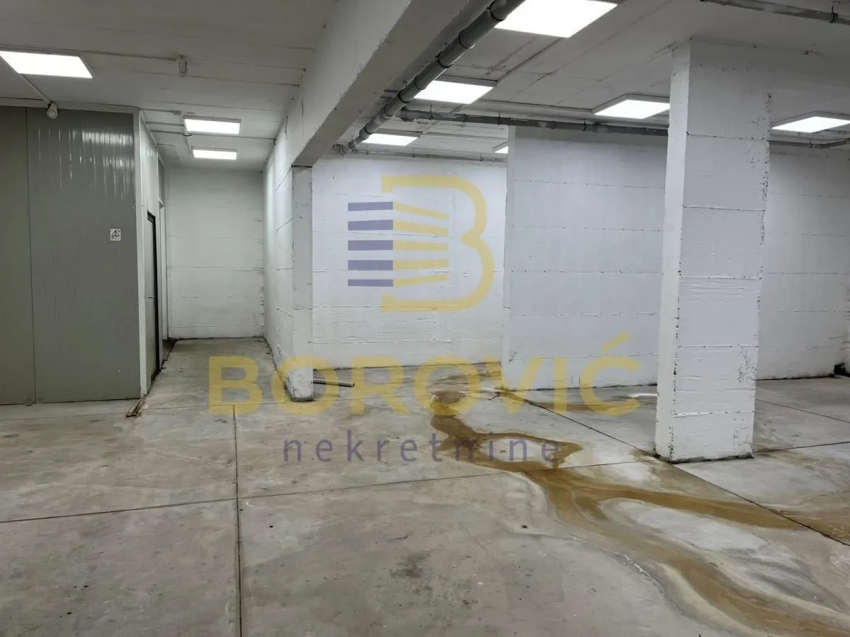 Rent, office space, 620m², Dušanovac, Voždovac Sve Podlokacije