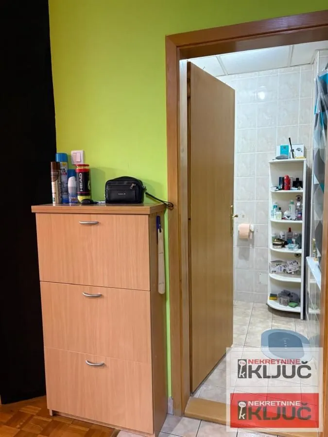 Izdavanje, jednosoban stan, 35m², Nova Detelinara, Novi Sad Sve Podlokacije