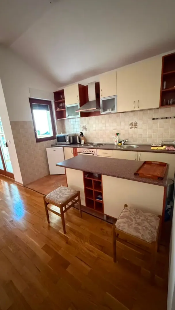 Sale, one bedroom apartment, 48m², Petrovac, Budva
