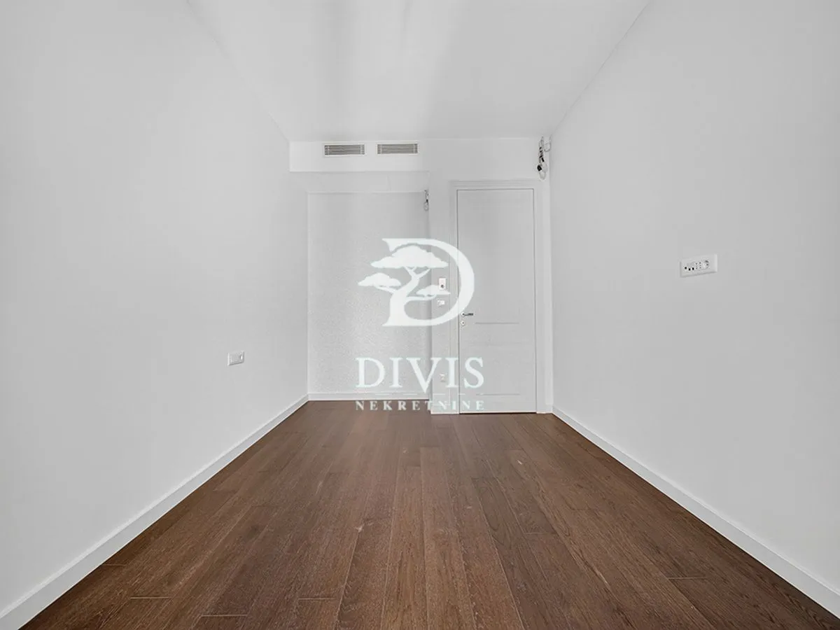 Sale, four bedroom apartment, 132m², Vračar Hram, Vračar Sve Podlokacije