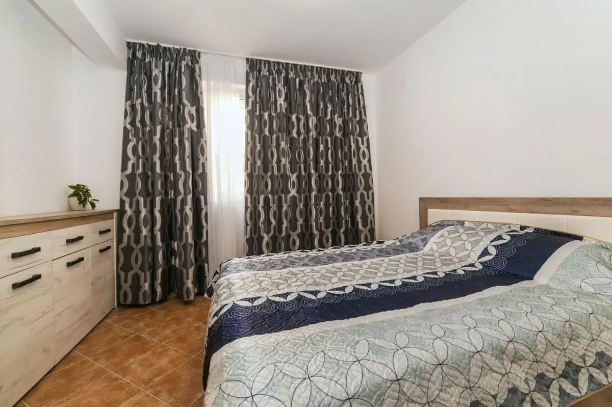Prodaja, jednosoban stan, 61m², Kamenari, Herceg Novi