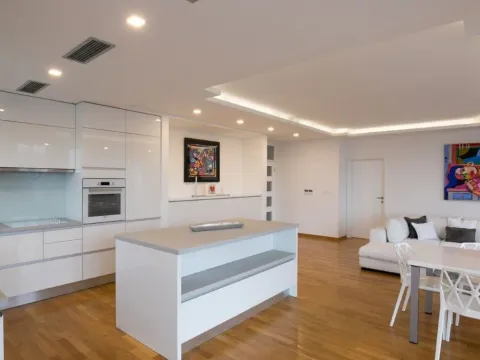 Rent, three bedroom apartment, 123m², Momišići, Podgorica - image 4