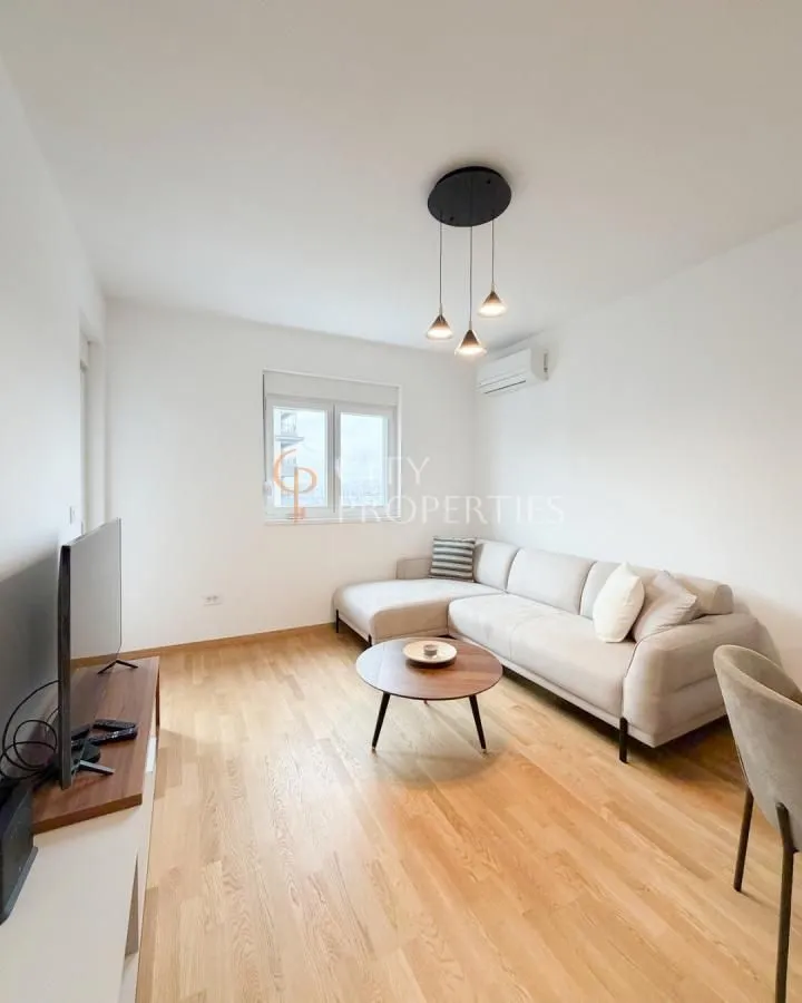 Izdavanje, stan, 50m², Stari Aerodrom, Podgorica