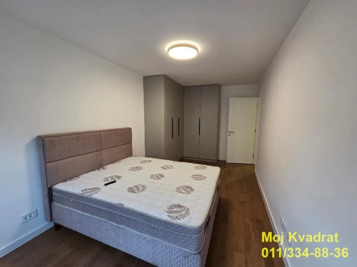 Izdavanje, dvosoban stan, 66m², Zemun Gornji Grad, Zemun Sve Podlokacije