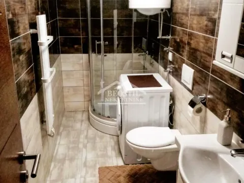 Prodaja, trosoban stan, 39m², Centar, Čajetina - image 7