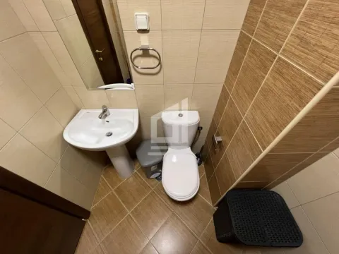 Izdavanje, dvosoban stan, 92m², City Kvart, Podgorica - image 11