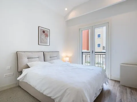 Prodaja, jednosoban stan, 56m², Luštica Bay, Tivat - image 8