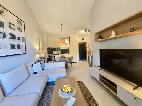 Prodaja, jednosoban stan, 48m², Budva, Crna Gora - image 4