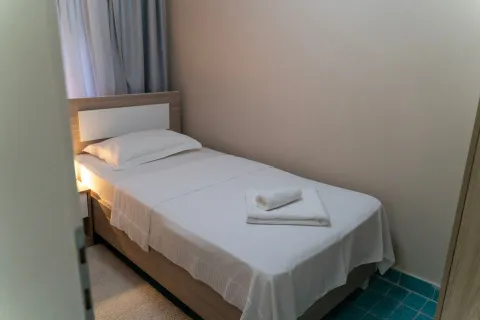 Izdavanje, kuća, 200m², Sveti Stefan, Budva - image 9