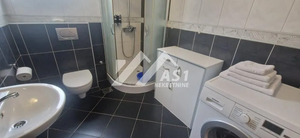Rent, house, 240m², Novi Majur, Petrovaradin