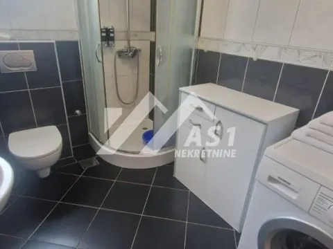 Izdavanje, kuća, 240m², Novi Majur, Petrovaradin - image 9