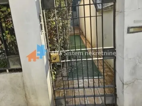 Rent, two bedroom apartment, 50m², Autokomanda, Voždovac Sve Podlokacije - image 14