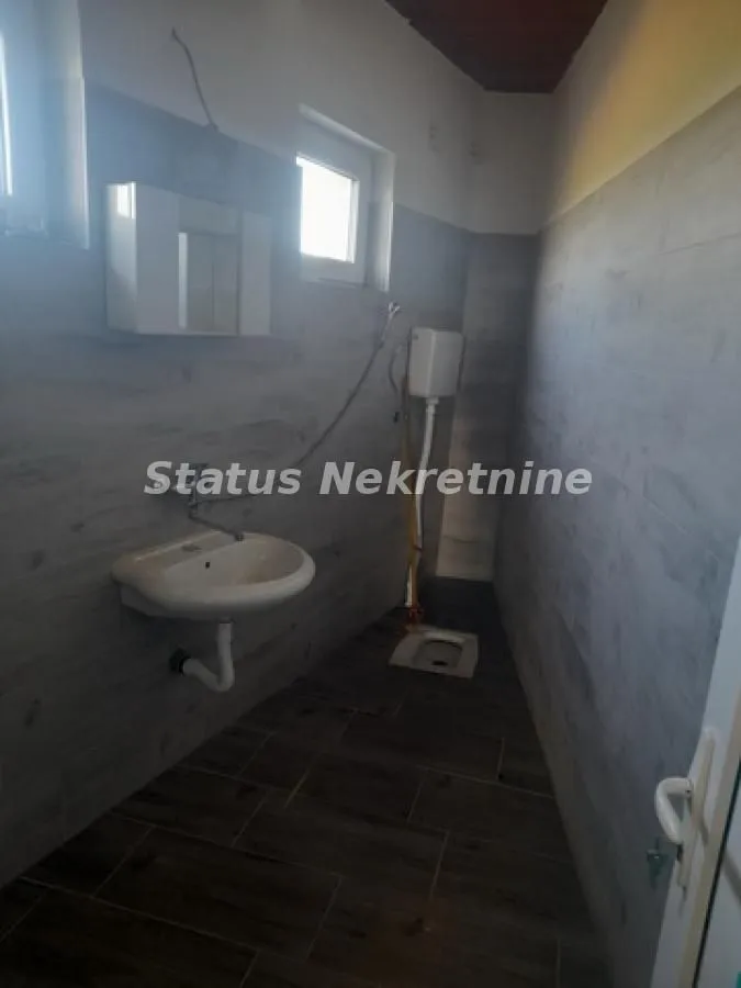 Rent, office space, 528m², Rumenka, Novi Sad Sve Podlokacije